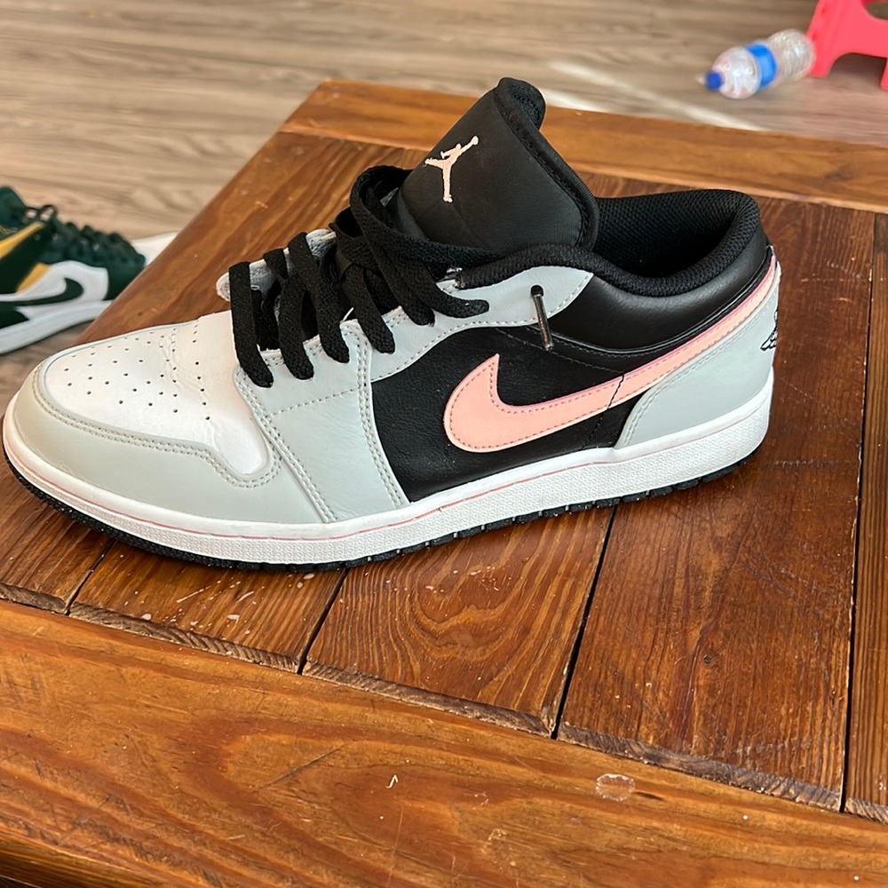 Air Jordan ones low